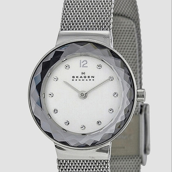 LIKE NEW SKAGEN WOMEN'S "LENORA" WATCH, w/ SWAROVSKI CRYSTALS, STYLE NO. 456SSS - Picture 4 of 11